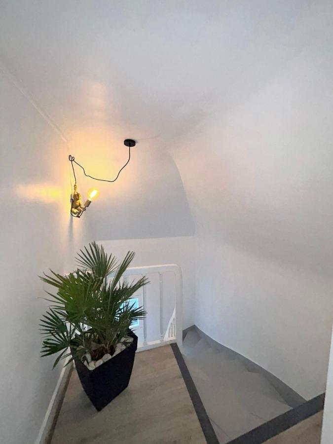 Apartamento Appt 3 A Deux Pas De La Gare D'Amiens Exterior foto