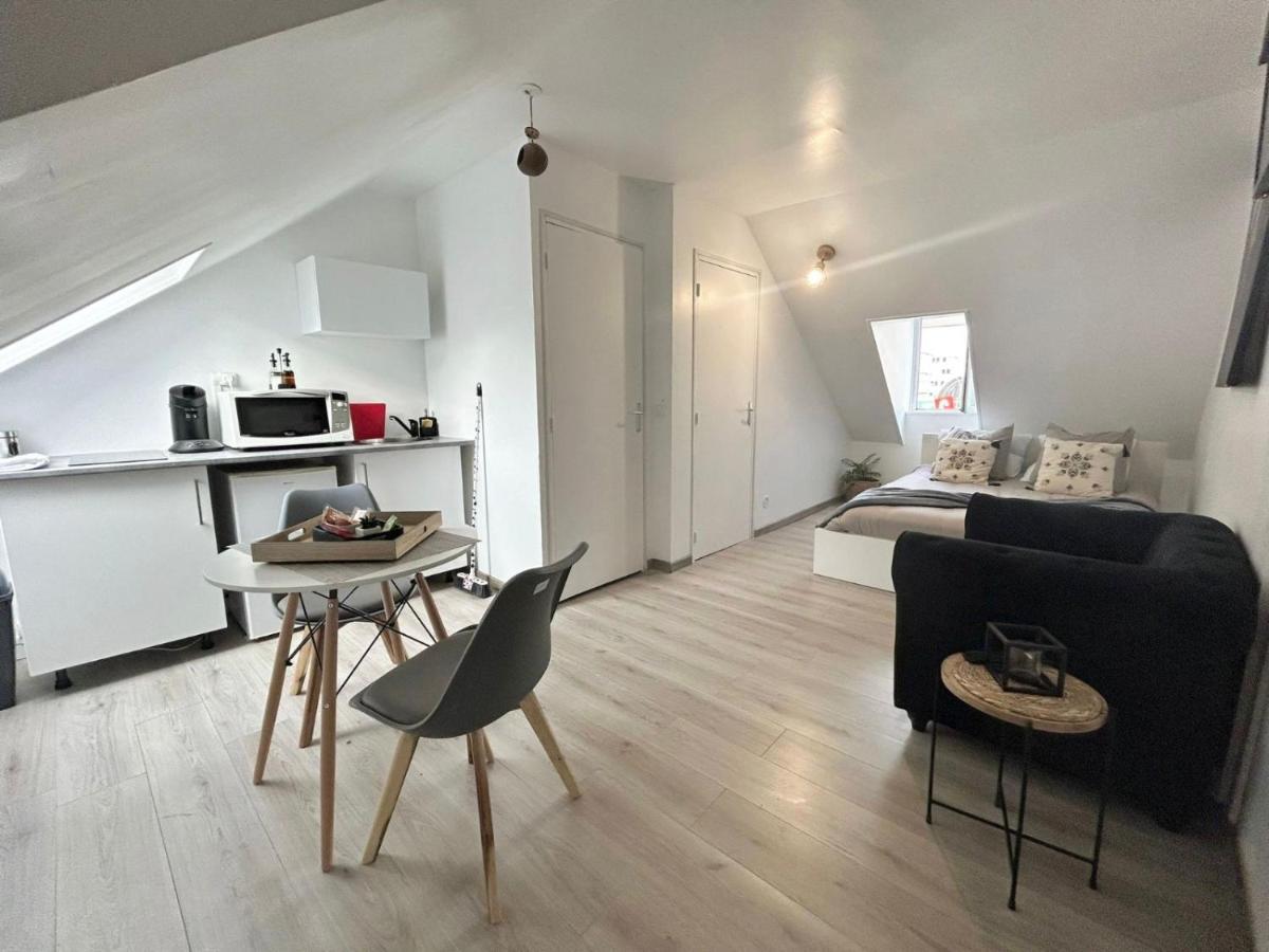 Apartamento Appt 3 A Deux Pas De La Gare D'Amiens Exterior foto